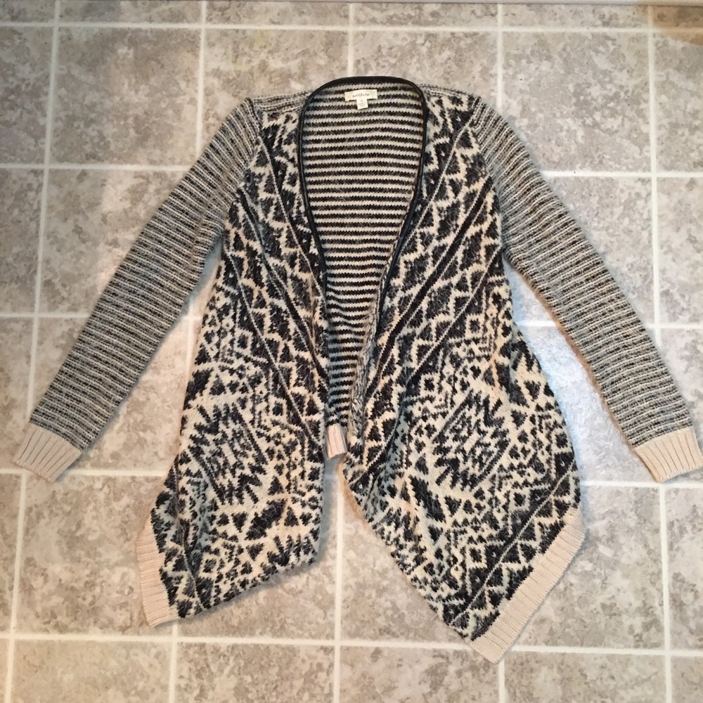 NURTURE Cardigan Wool Detailing Size Small